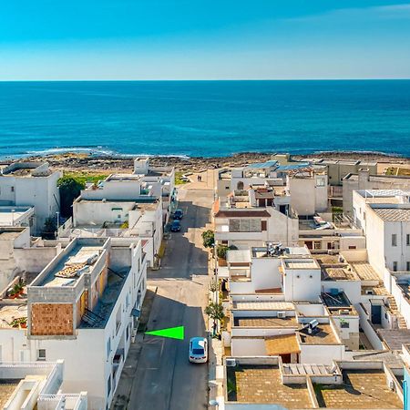 B&B Il Comandante A 100 M Dalla Spiaggia Torre San Giovanni Ugento Exterior photo