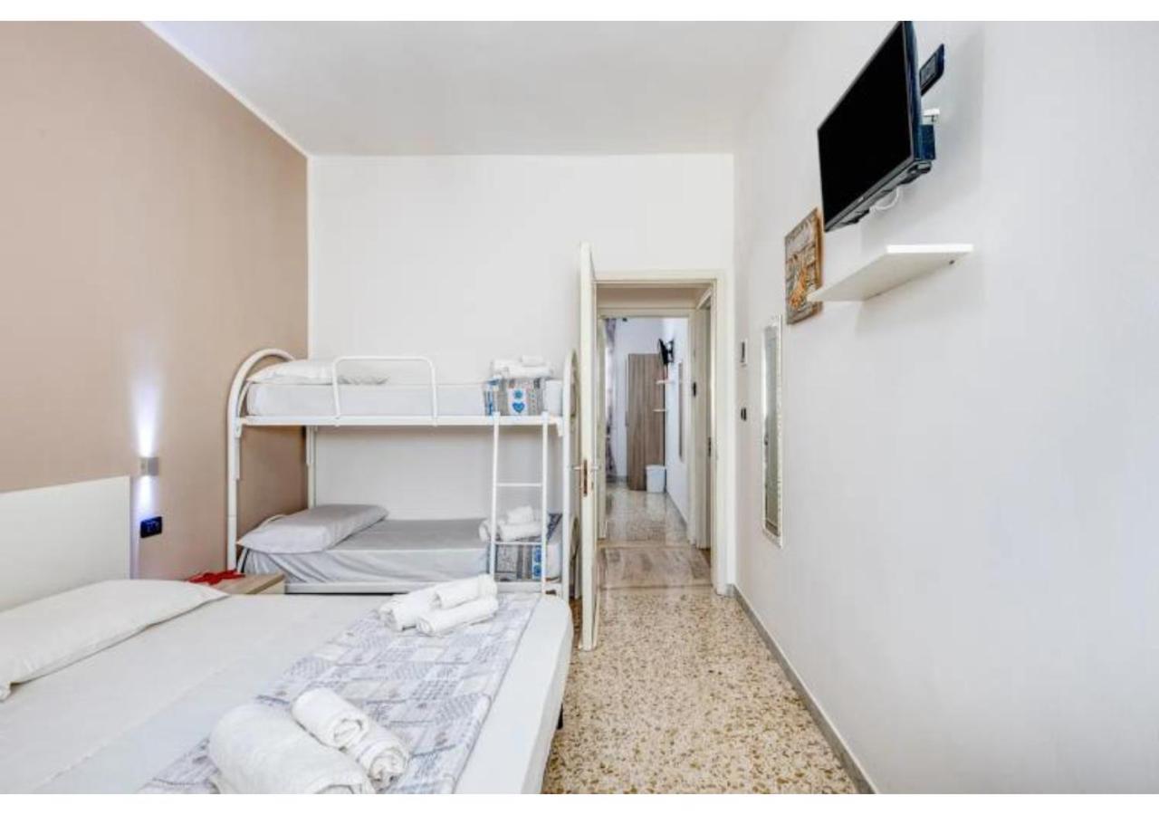 B&B Il Comandante A 100 M Dalla Spiaggia Torre San Giovanni Ugento Exterior photo